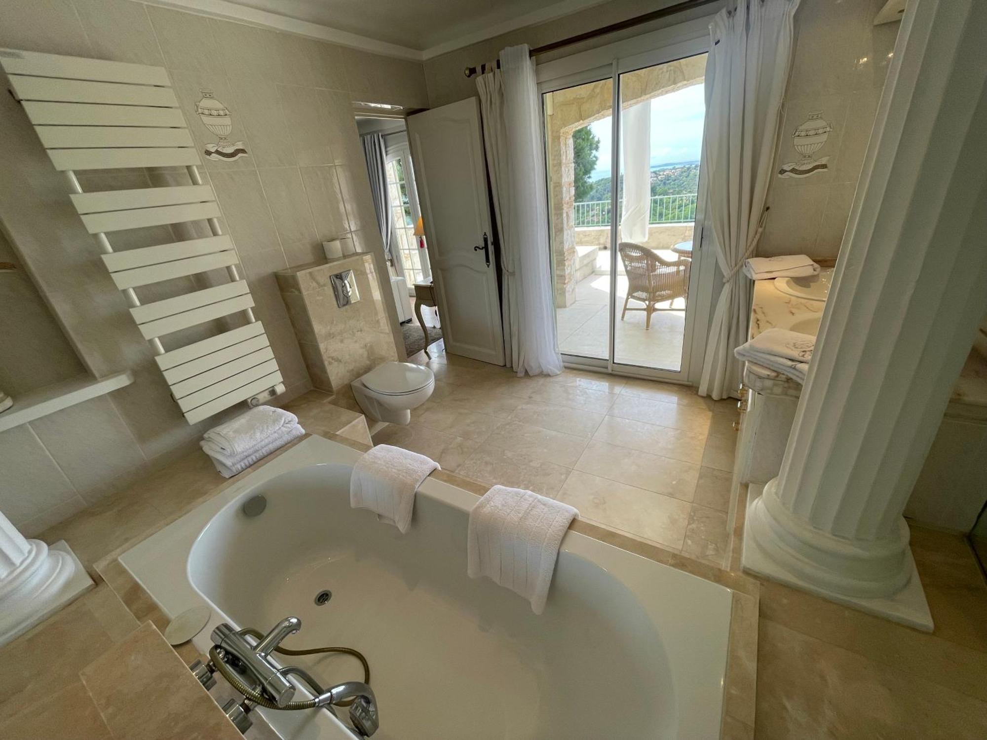 La Bergerie B&B Vence Luaran gambar