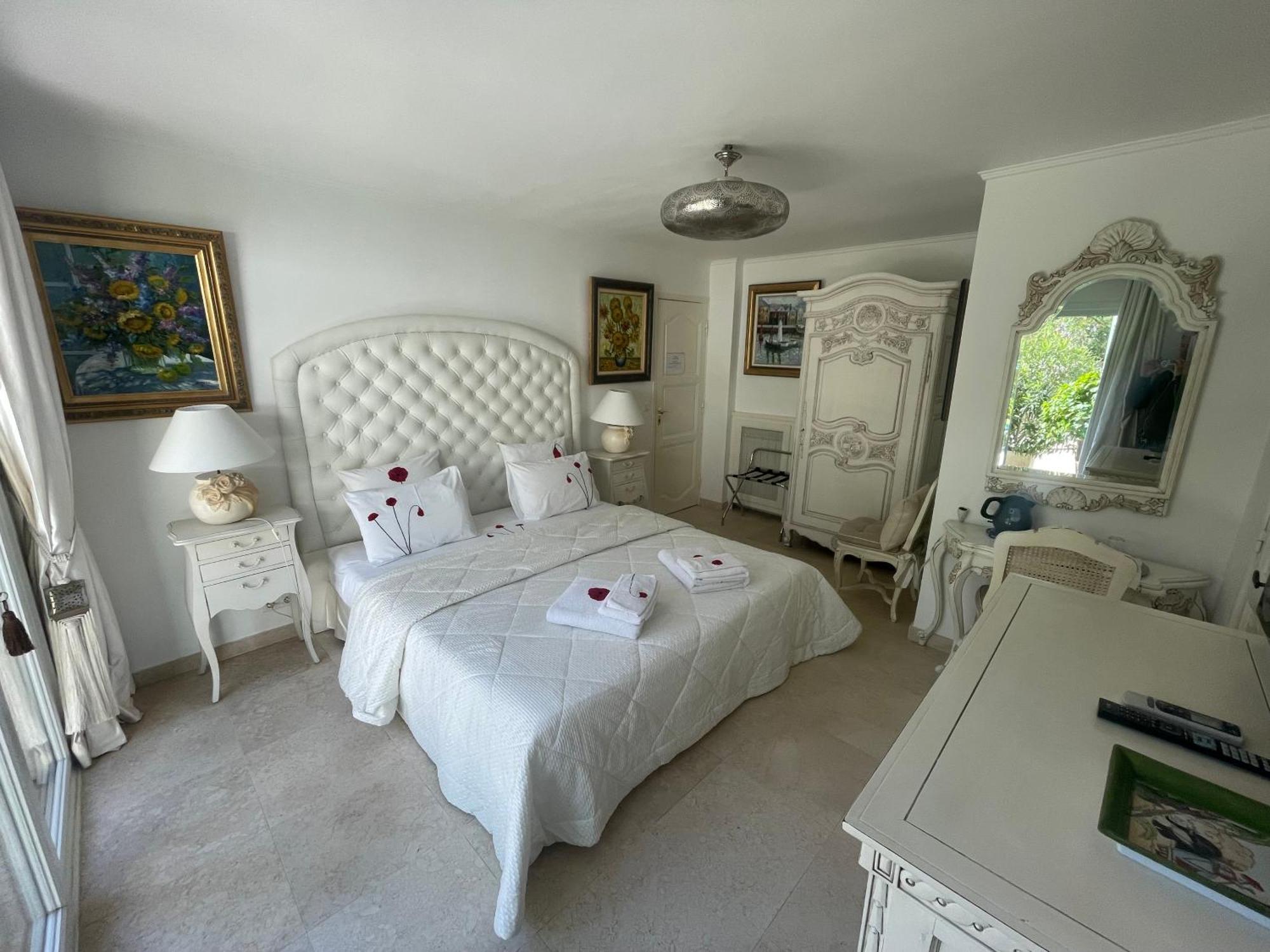 La Bergerie B&B Vence Luaran gambar